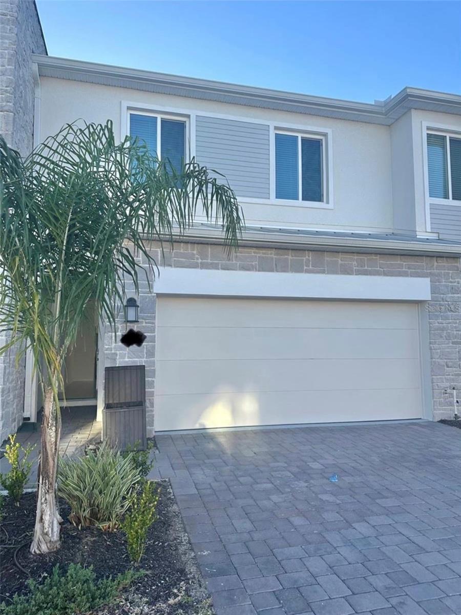 390 BOGEY DR Property Photo 1