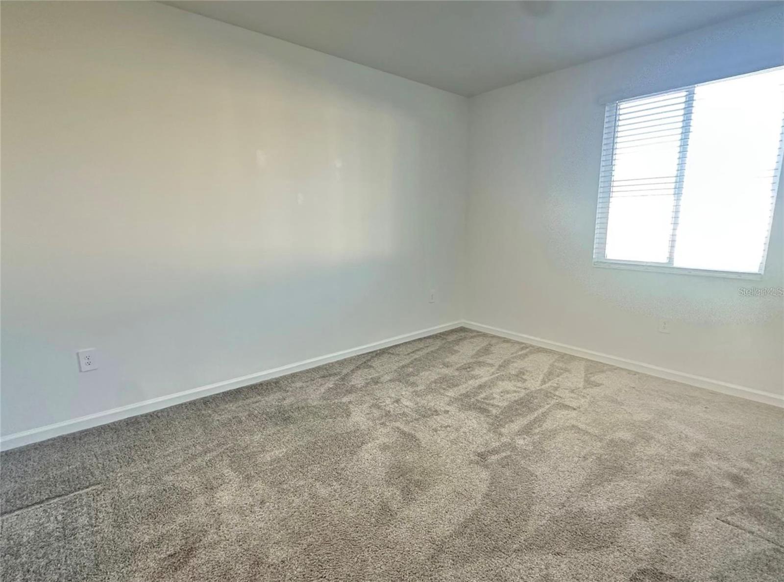 390 Bogey Dr Property Photo 4
