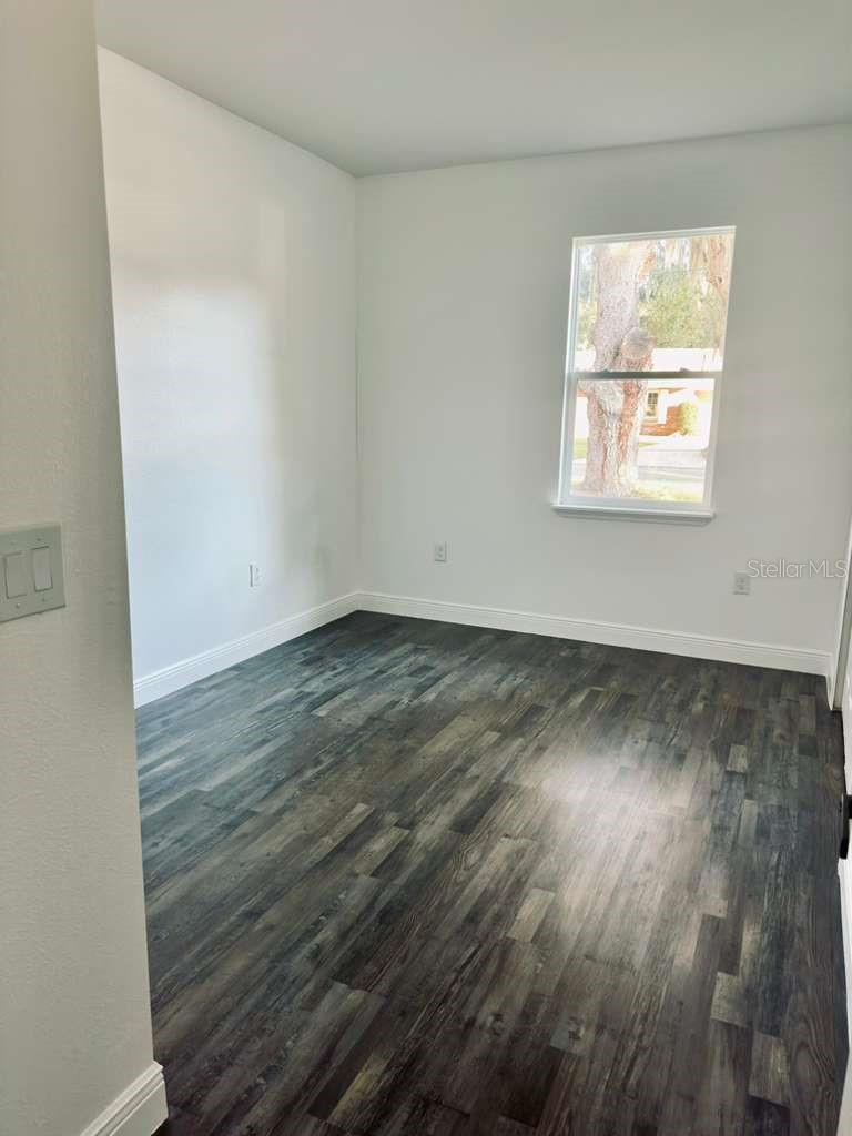 121 Argyle Ave Property Photo 18