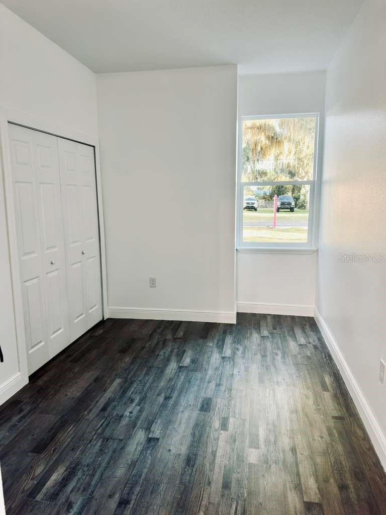 121 Argyle Ave Property Photo 23