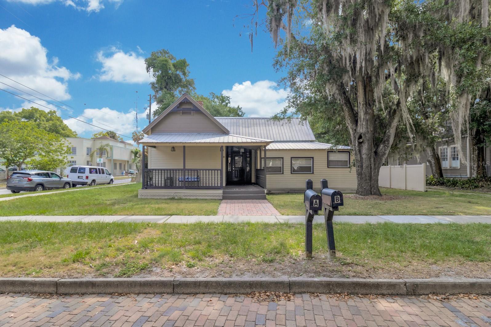 21 N BEAUMONT AVE