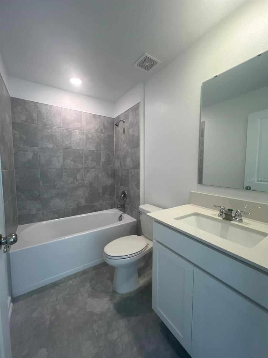 413 Cedar Key St Property Photo 10