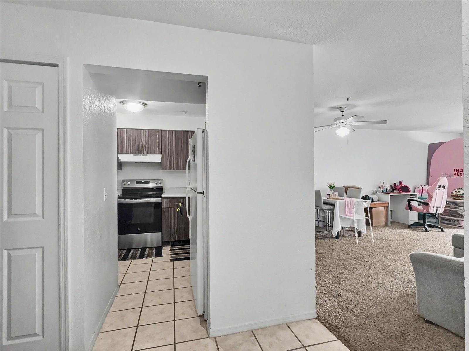 14049 Fairway Island Dr #122 Property Photo 5