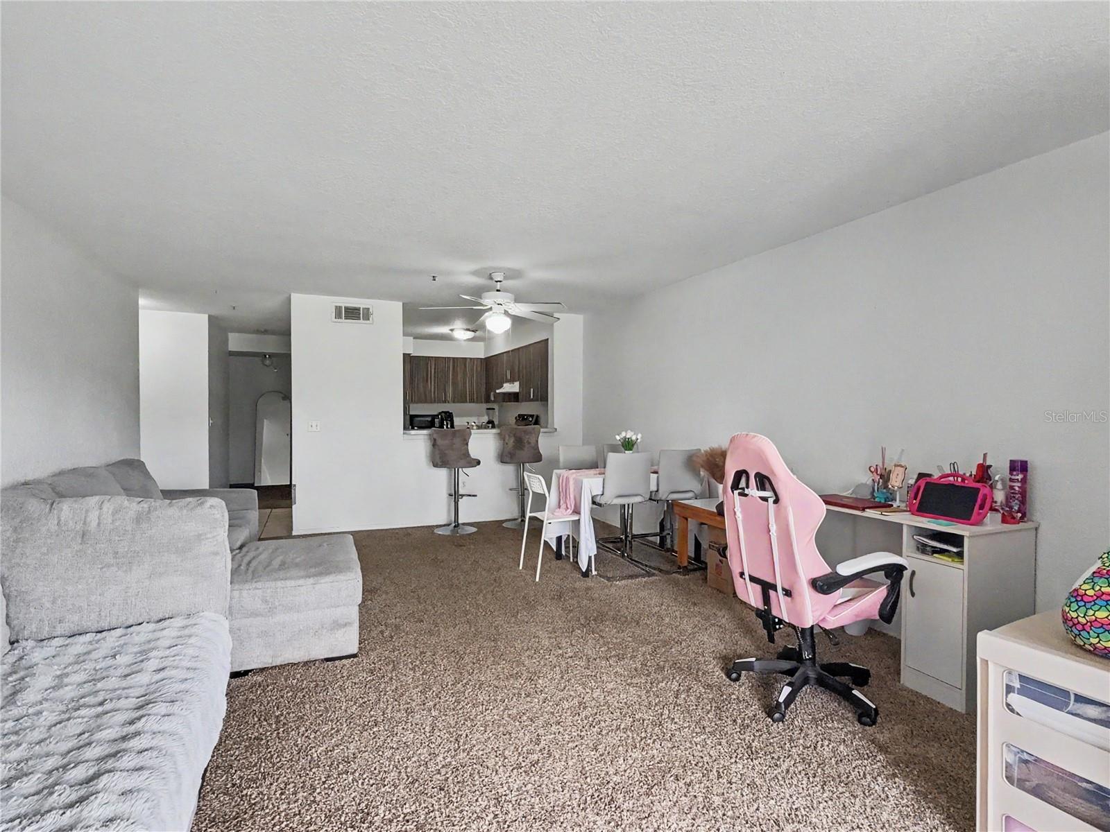 14049 Fairway Island Dr #122 Property Photo 9