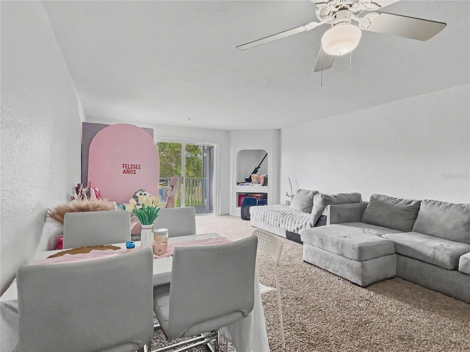 14049 Fairway Island Dr #122 Property Photo 11