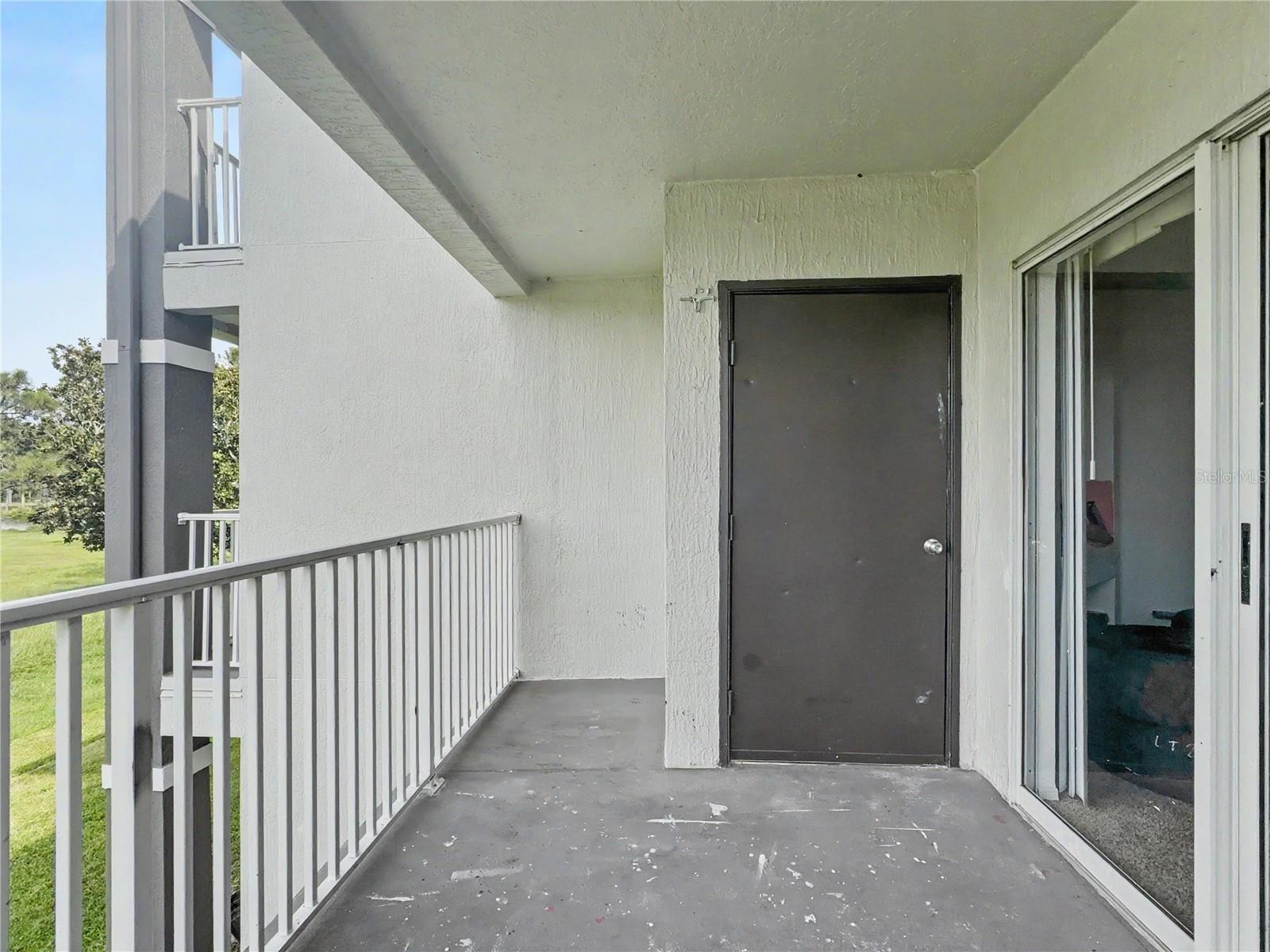 14049 Fairway Island Dr #122 Property Photo 23