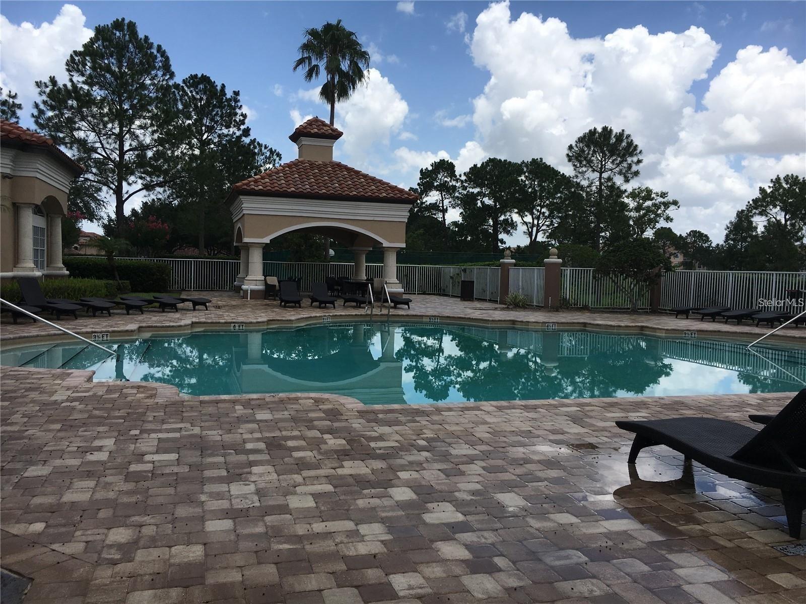 14049 Fairway Island Dr #122 Property Photo 35