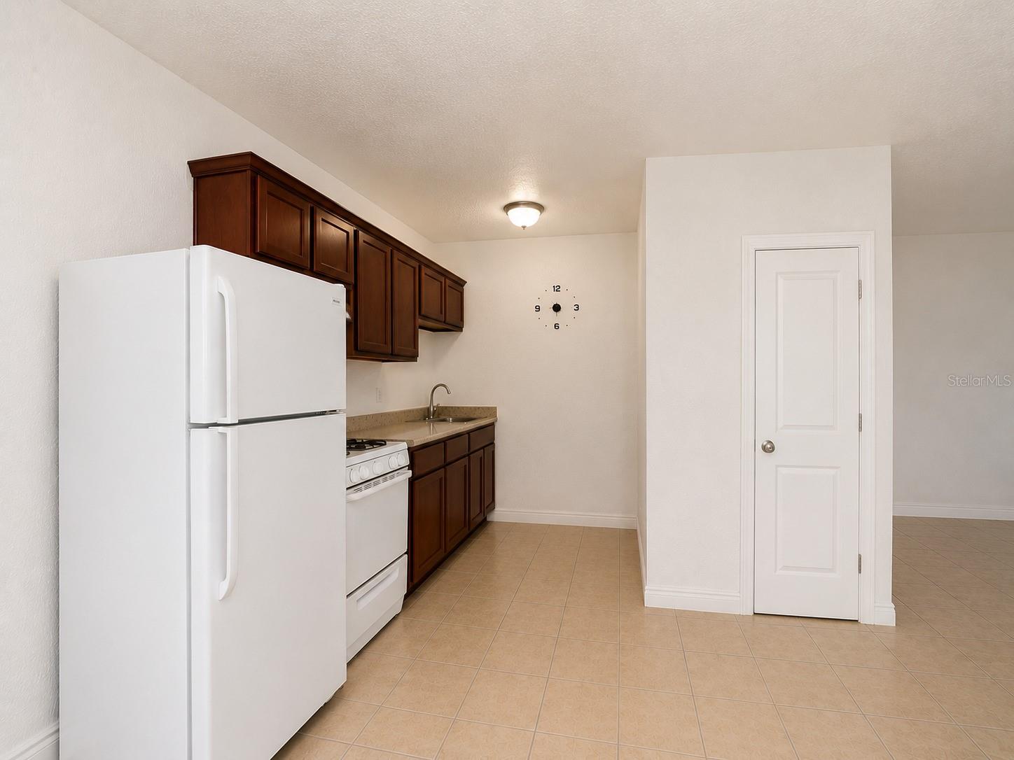 5406 Arpana Dr Property Photo 7