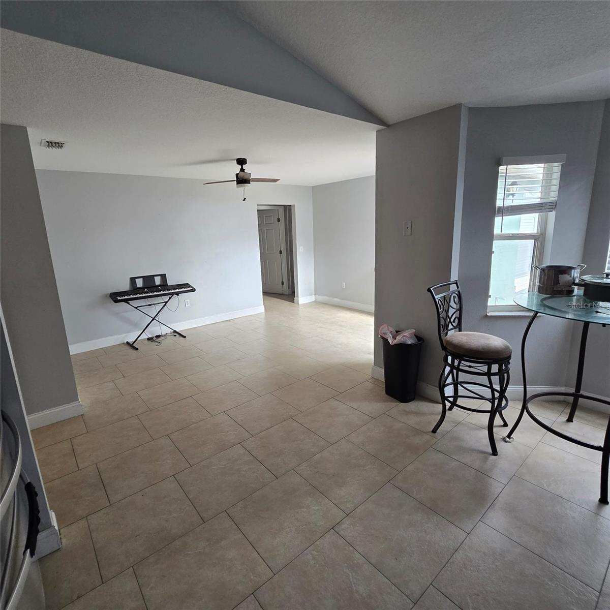108 Chris Ct Property Photo 6