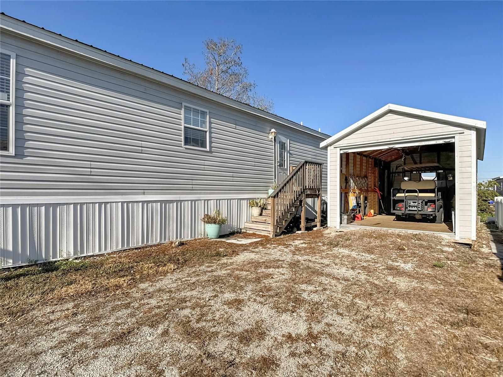 1824 Riverside Dr Property Photo 47