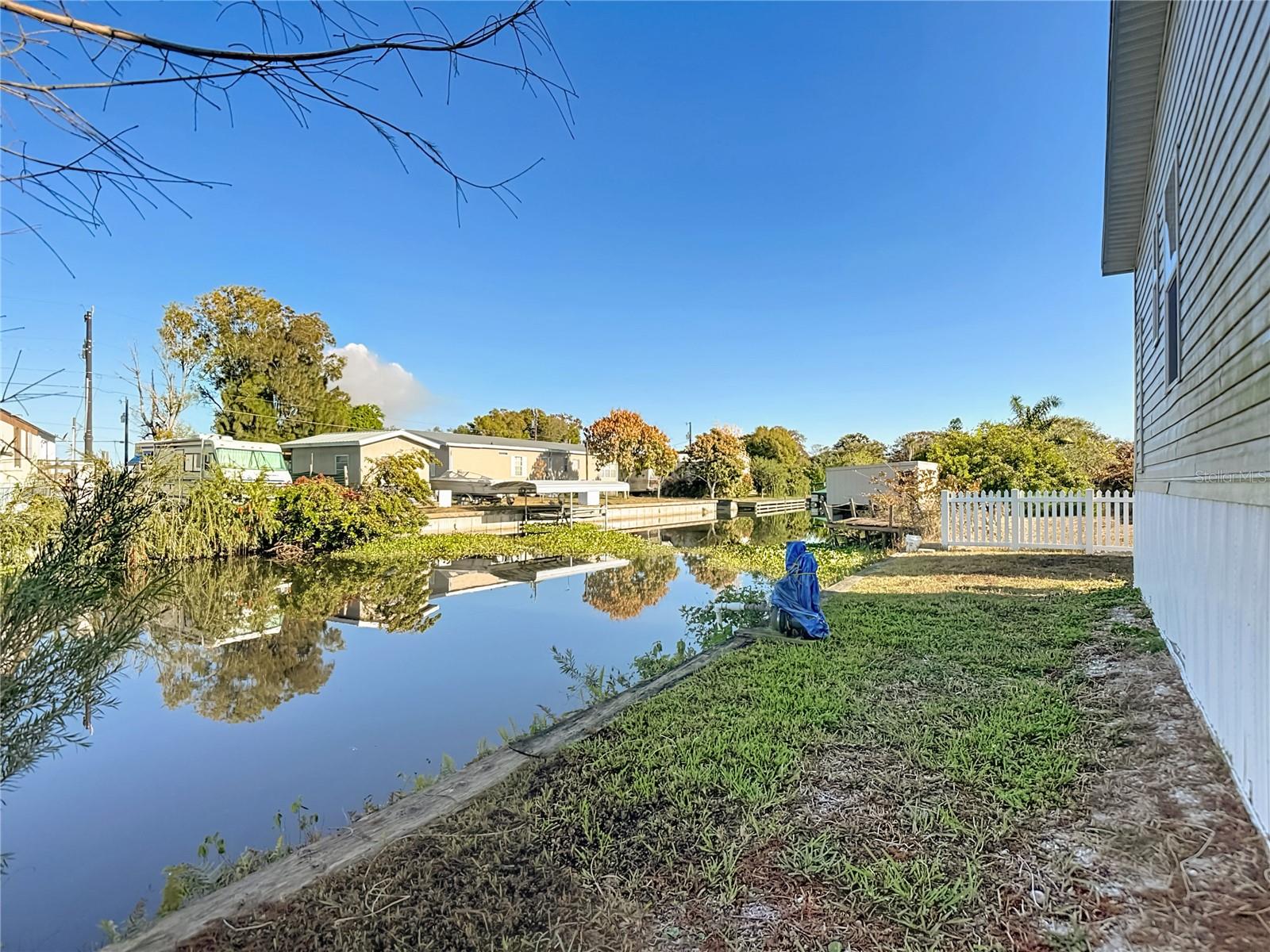 1824 Riverside Dr Property Photo 50