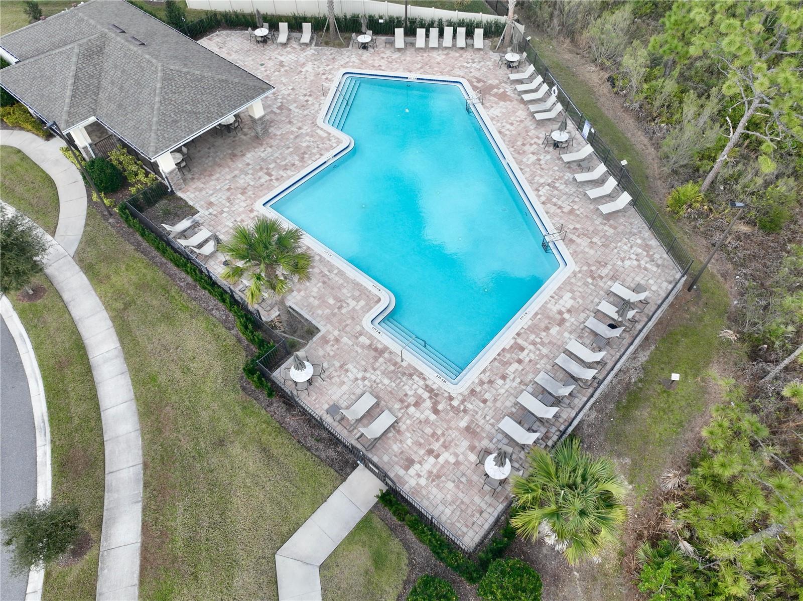 10923 Leafshore Loop Property Photo 39