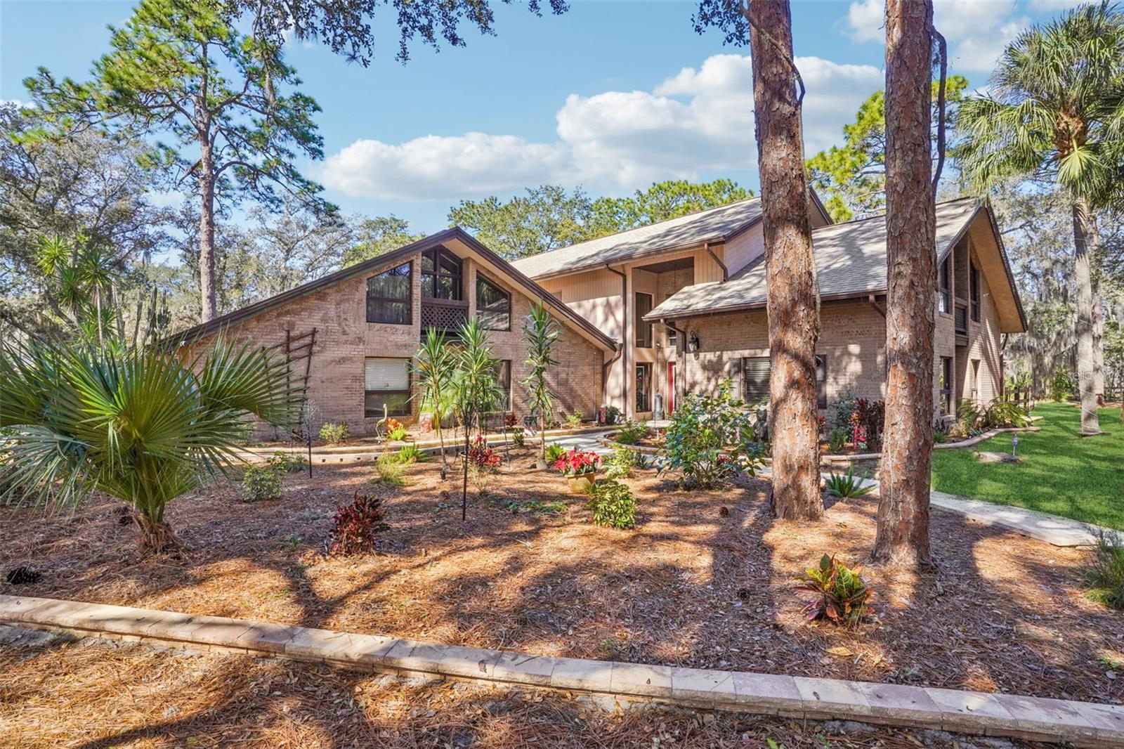 29207 Old Ml W Property Photo 3