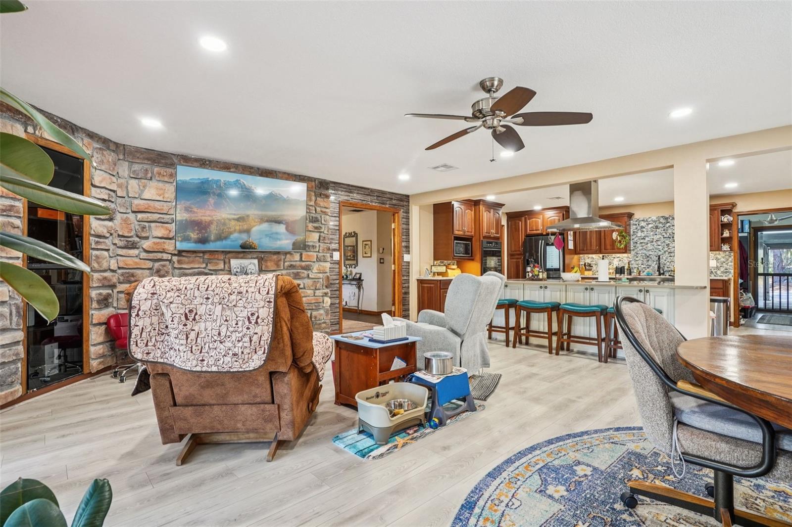 29207 Old Ml W Property Photo 16