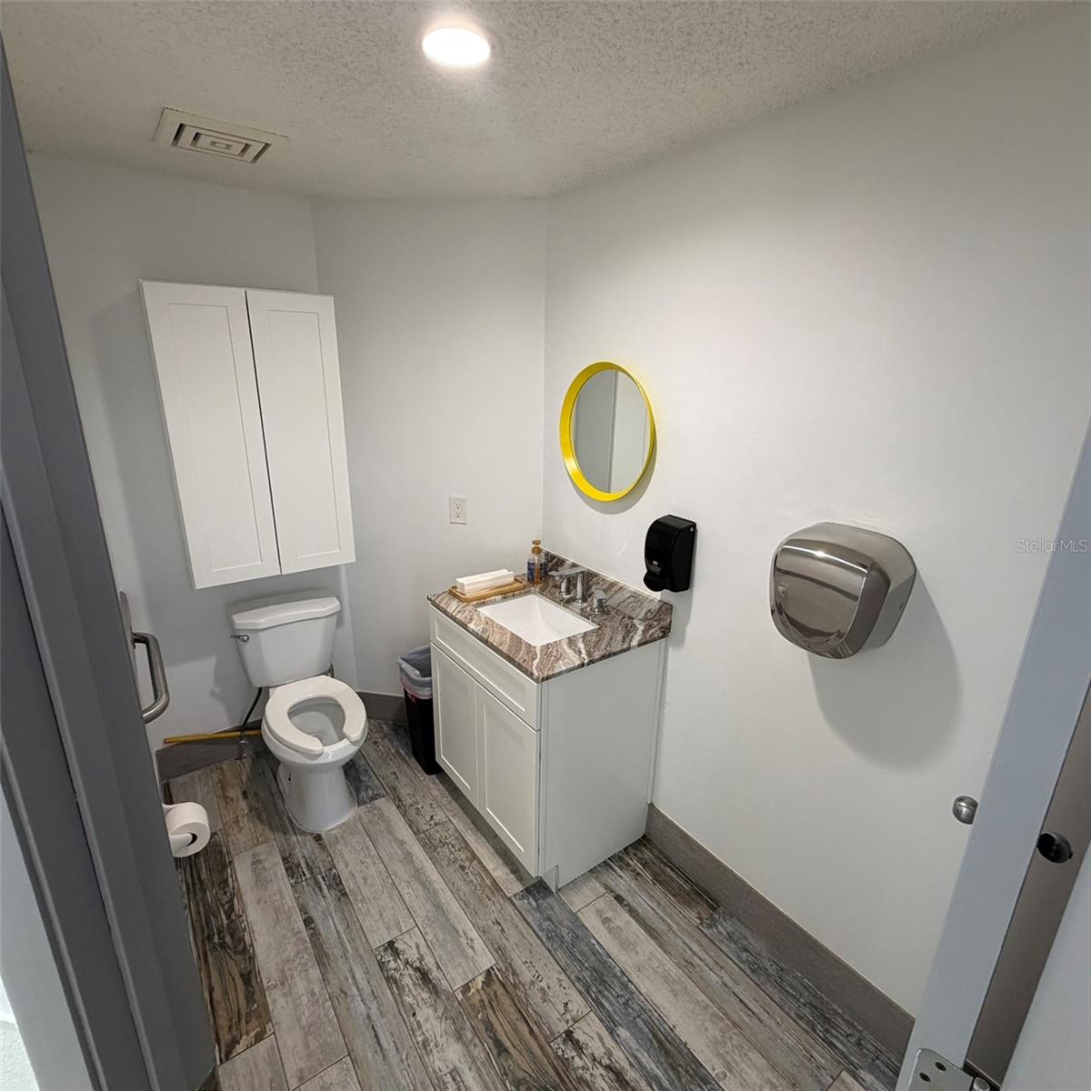 9753 S Orange Blossom Trl #103 Property Photo 35