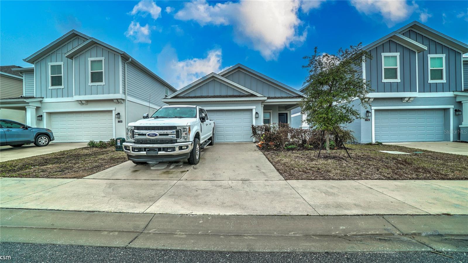 1760 White Water Ct Property Photo 2