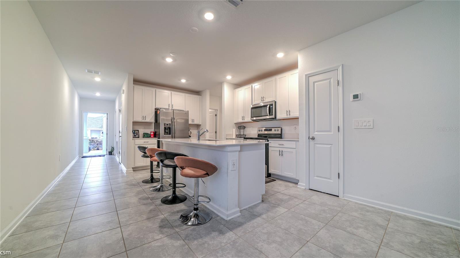 1760 White Water Ct Property Photo 10
