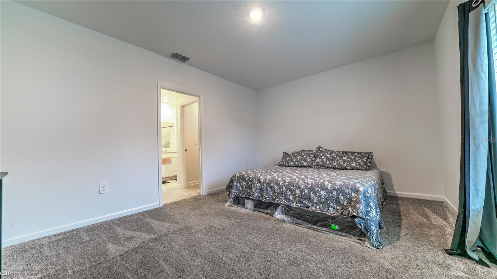 1760 White Water Ct Property Photo 14