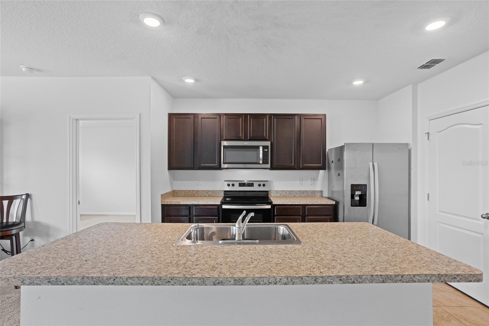 2143 Kalin Way Property Photo 23