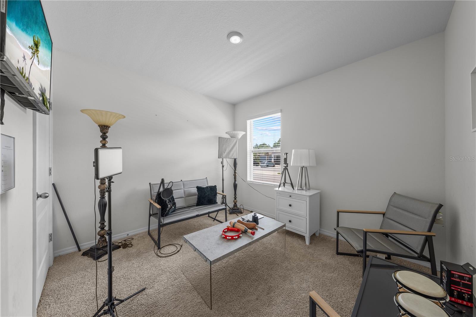 1242 Iguana Loop Property Photo 16