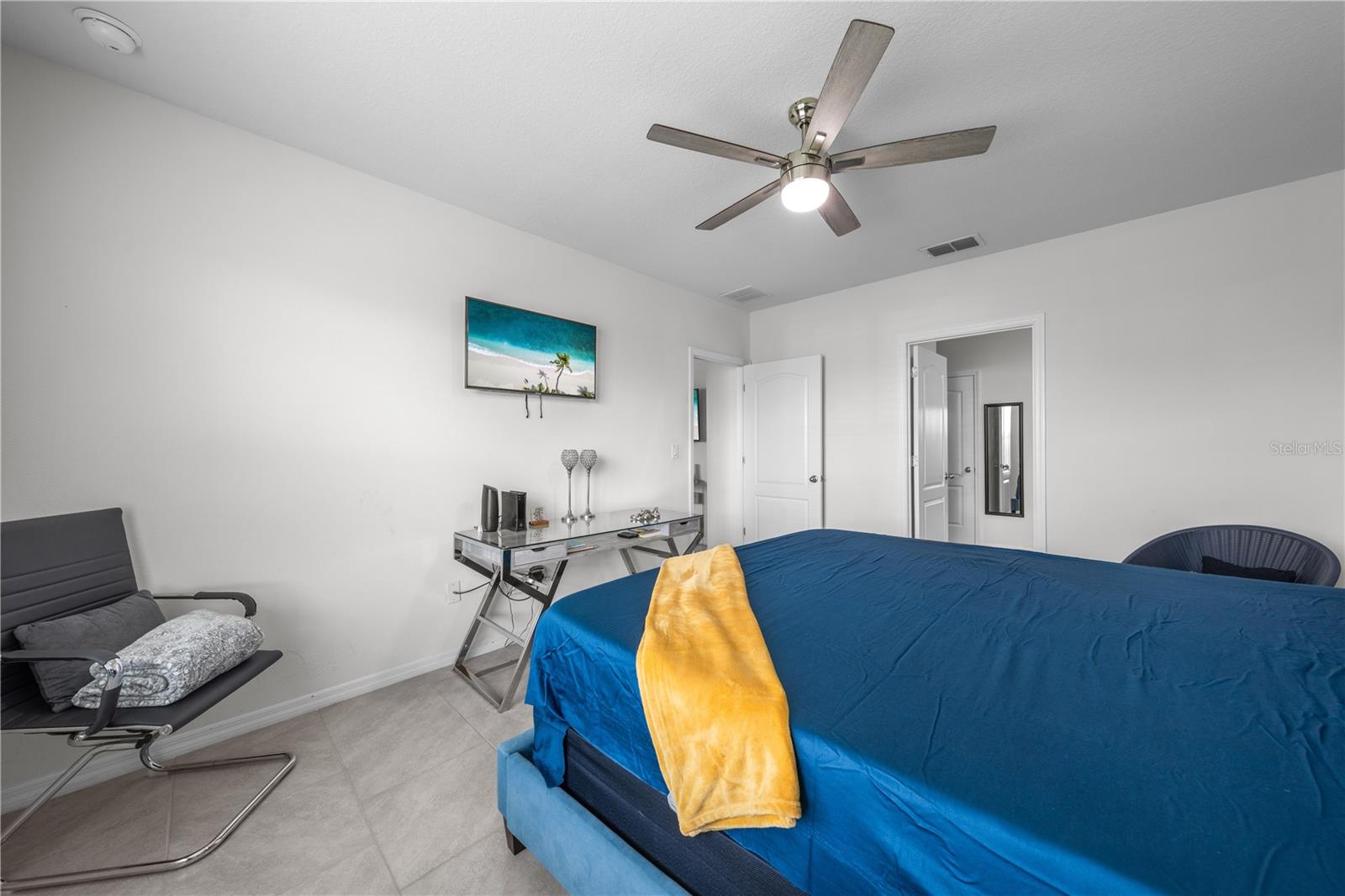 1242 Iguana Loop Property Photo 32
