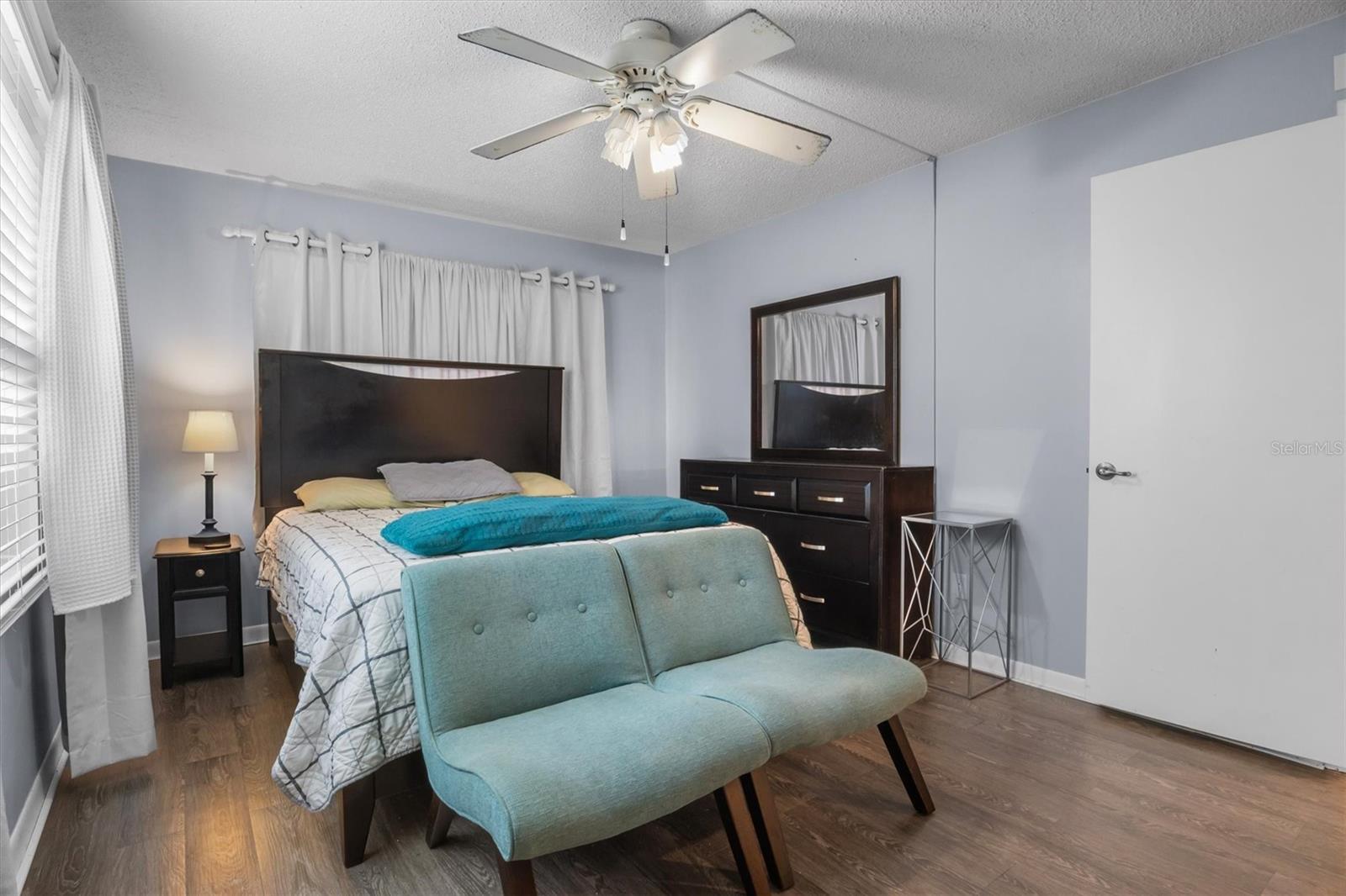 400 El Camino Dr #210 Property Photo 17