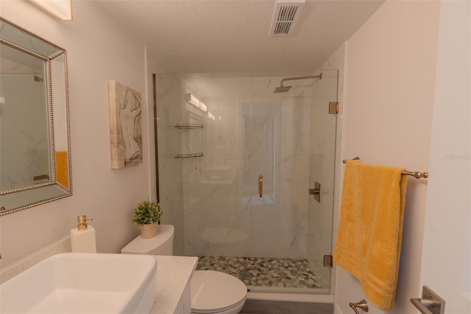 126 1st St E #210 Property Photo 28