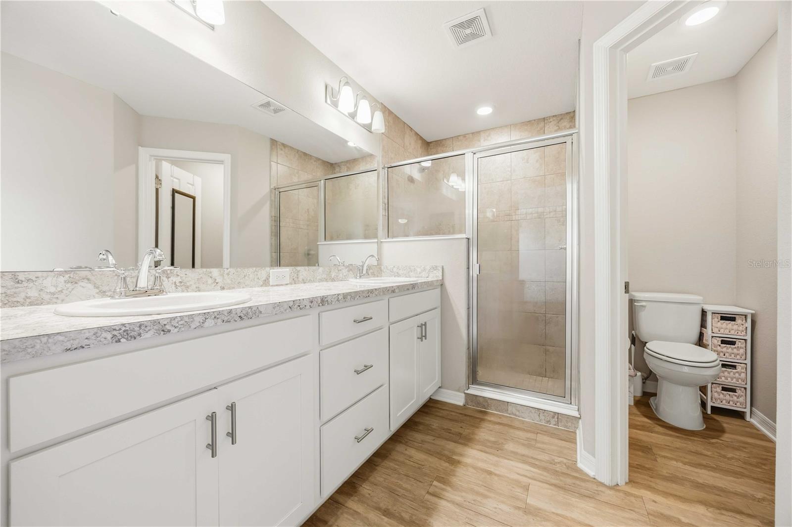 1035 Tropea Ln Property Photo 27
