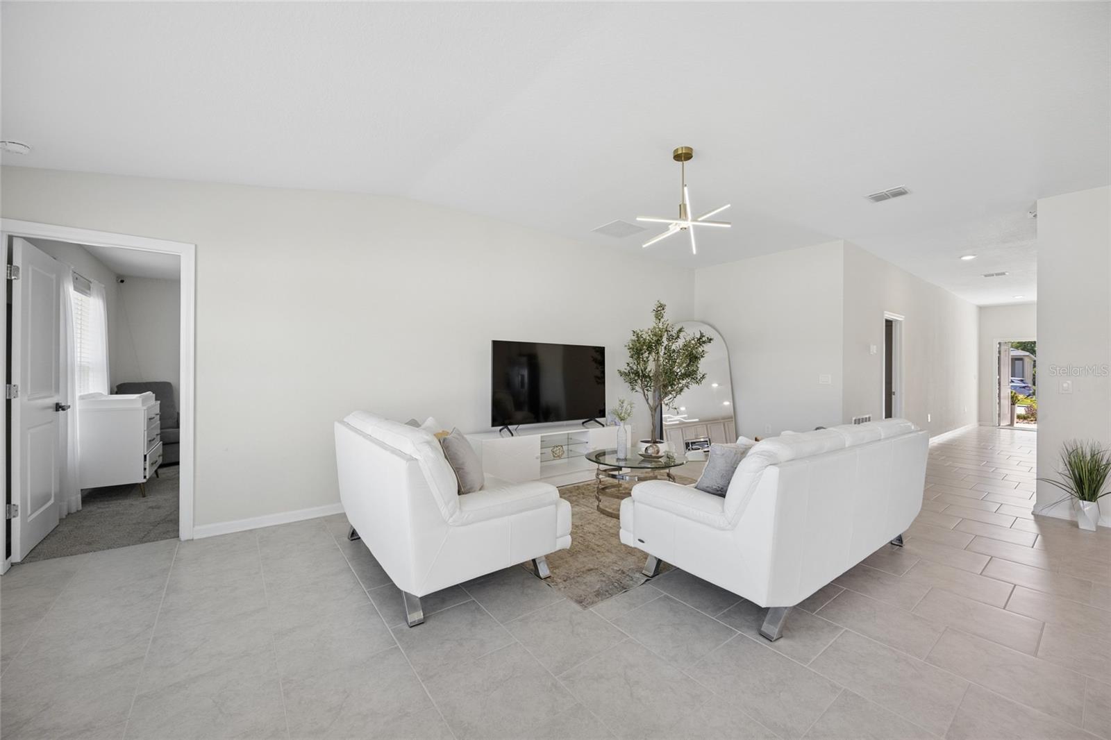 3960 Guernsey Bnd Property Photo 10