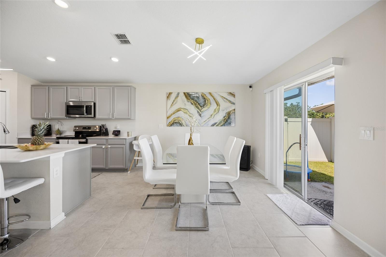 3960 Guernsey Bnd Property Photo 12