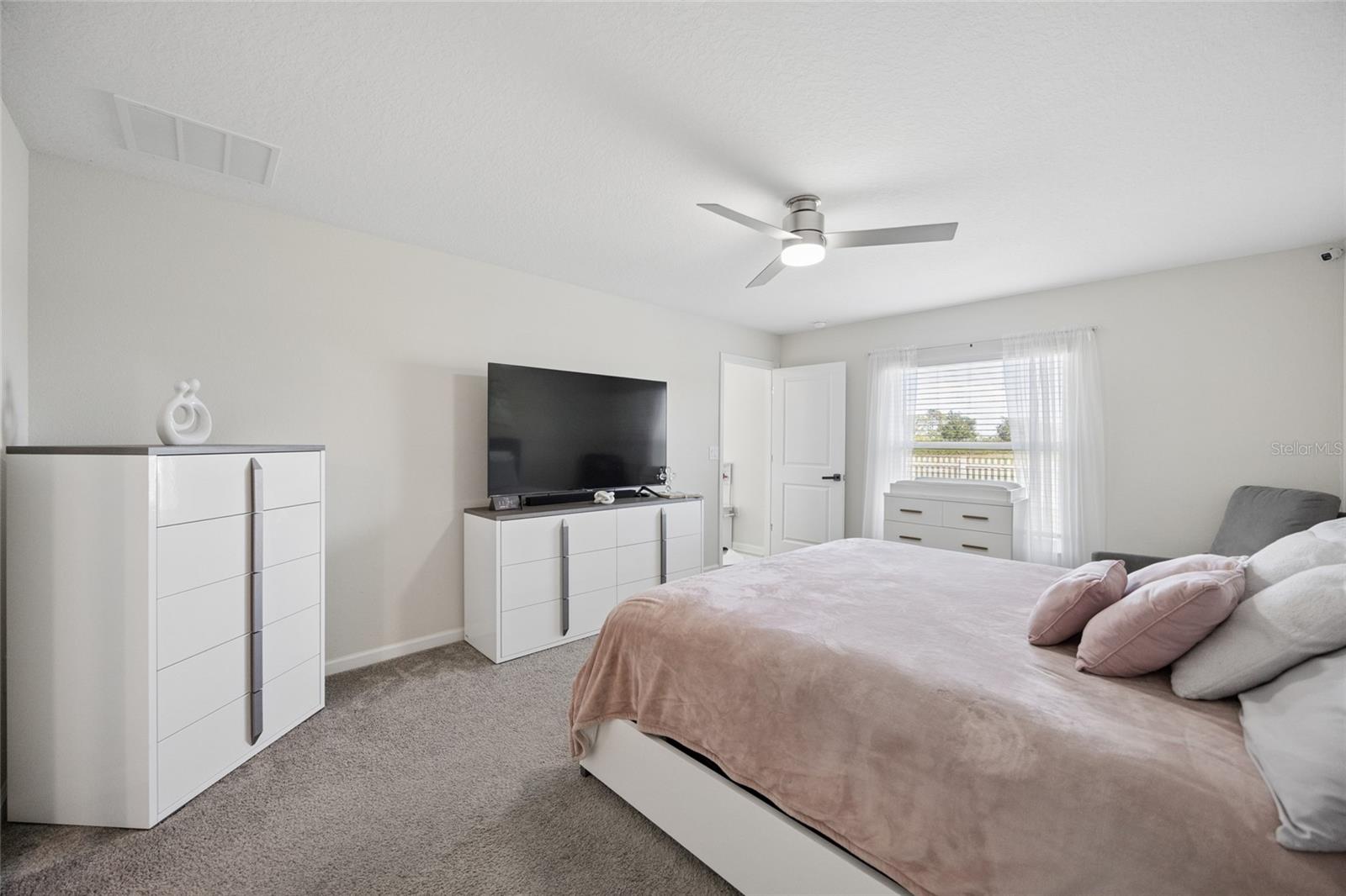 3960 Guernsey Bnd Property Photo 14