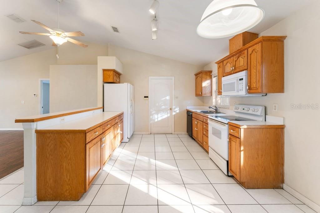 S5142748 Property Photo 10