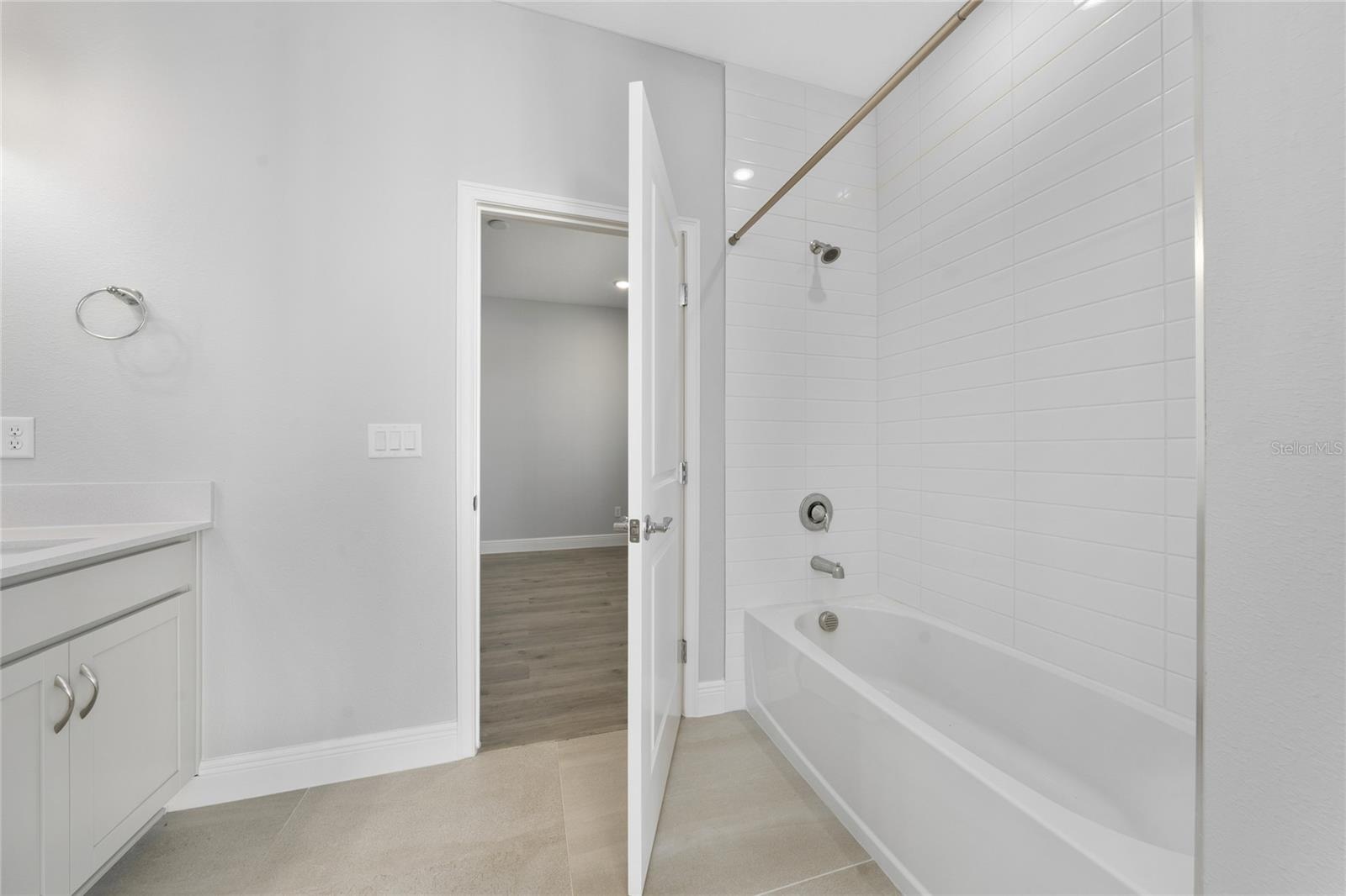 4836 Shady Pines Dr Property Photo 33