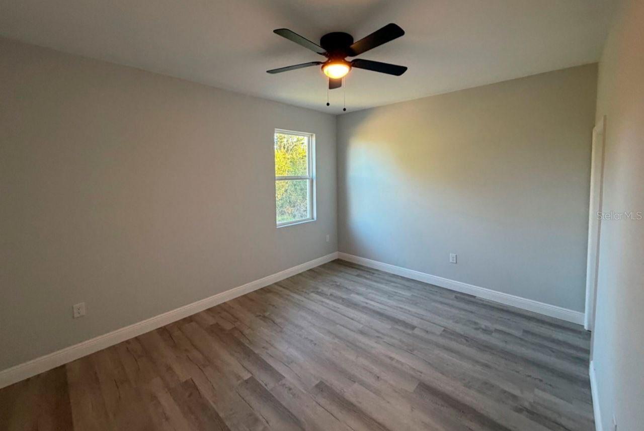 17381 Tyler Ave Property Photo 5