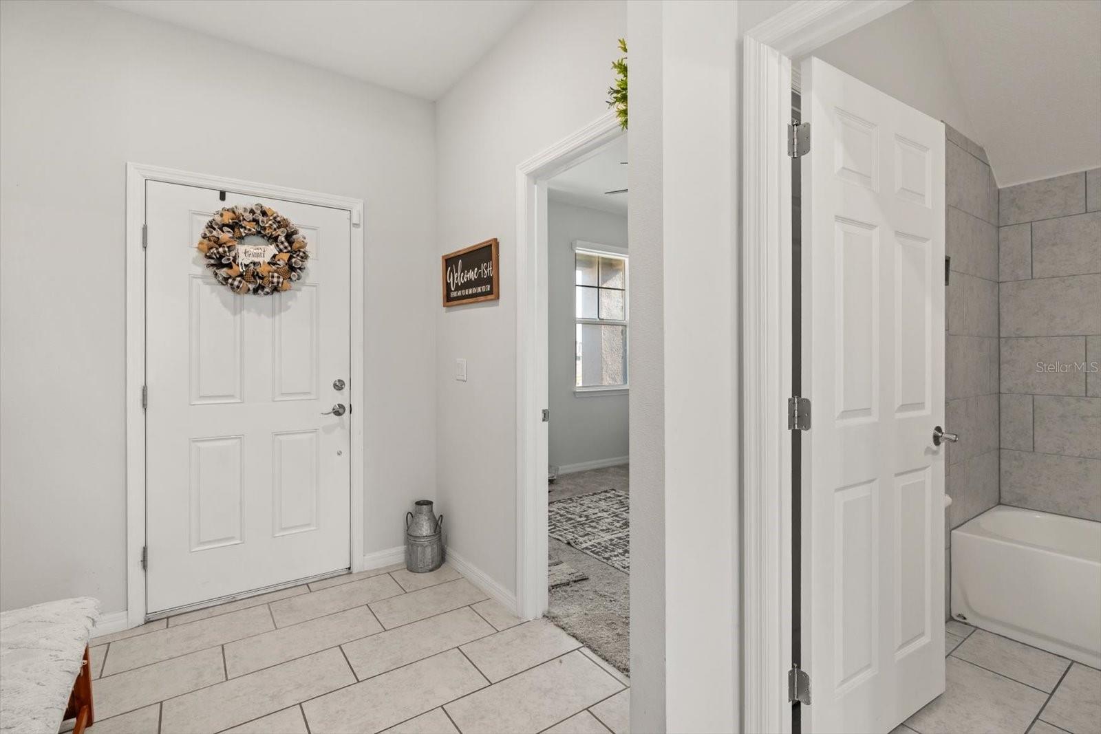 1458 Flatwood St Property Photo 4