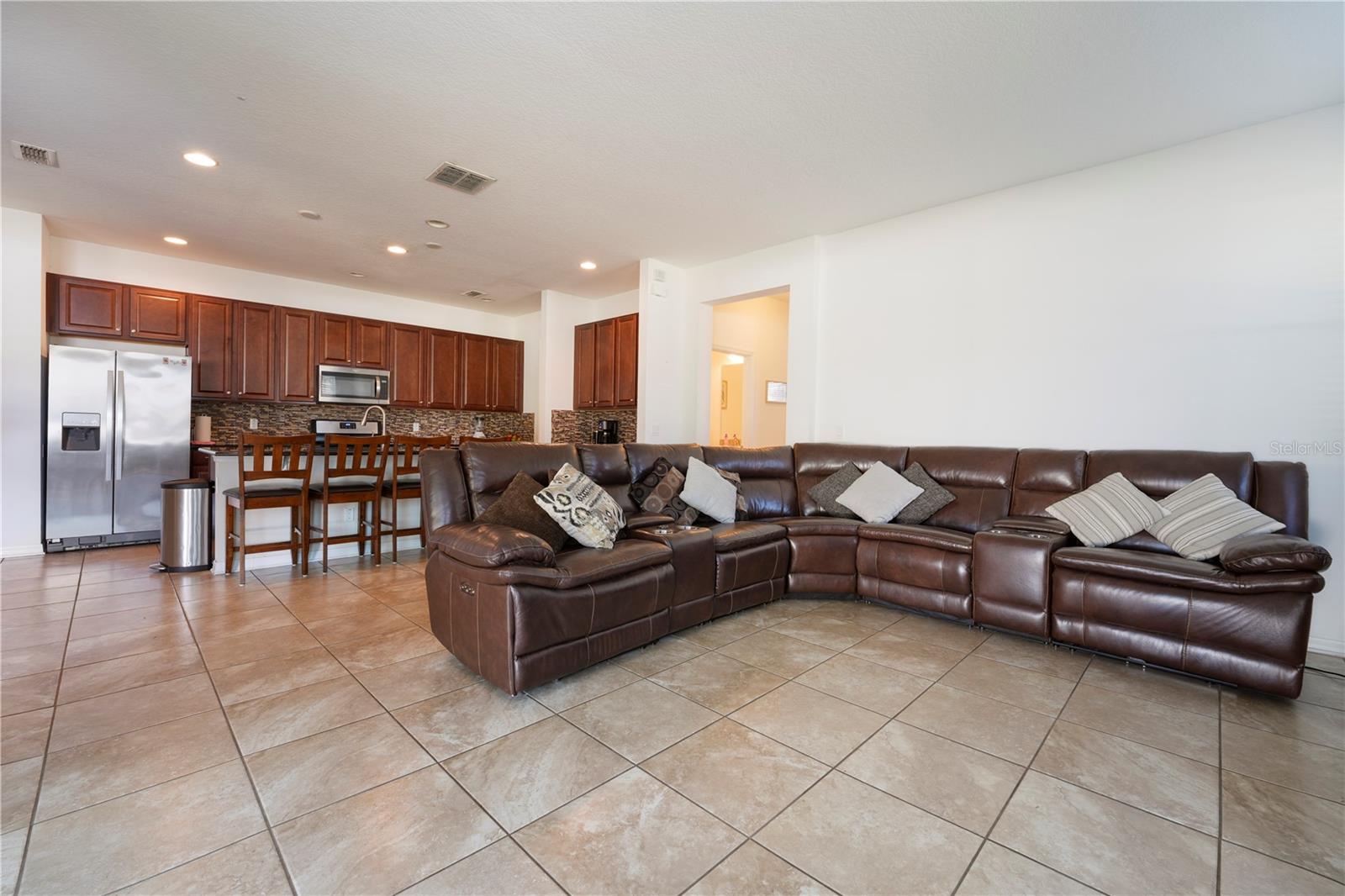 15043 Pigeon Plum Ln Property Photo 7