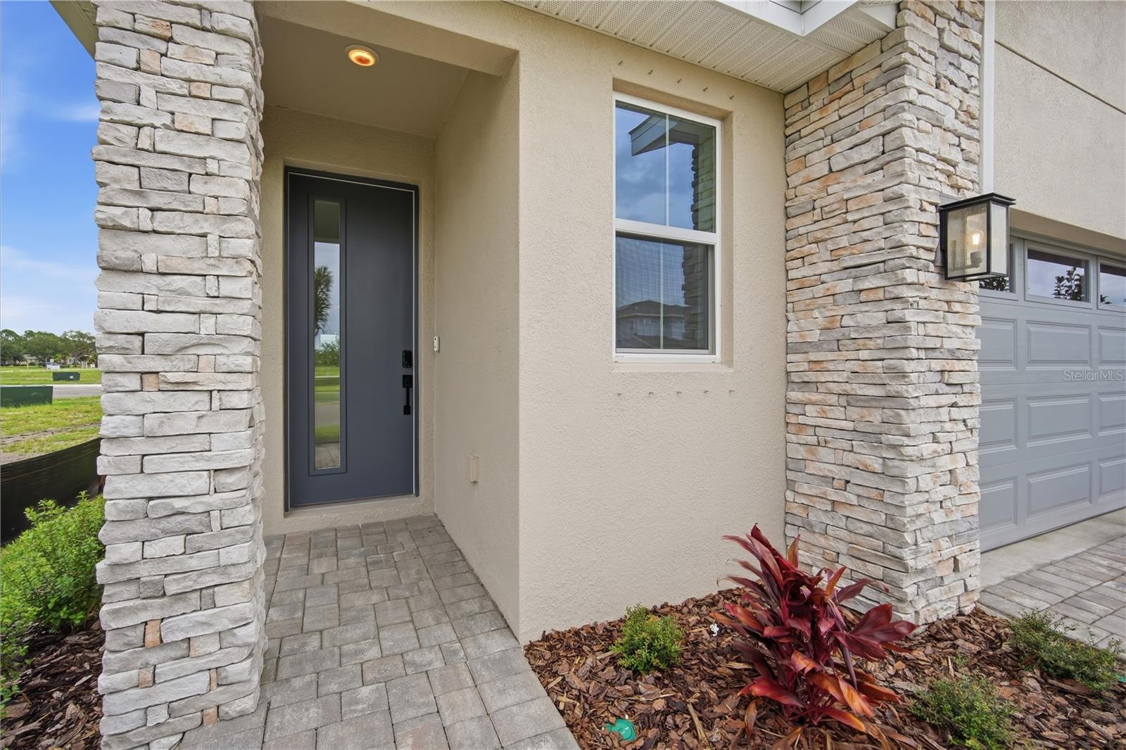 2326 Anders Dr Property Photo 5