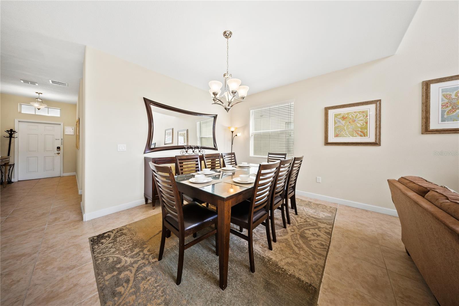 8960 Bismarck Palm Rd Property Photo 15