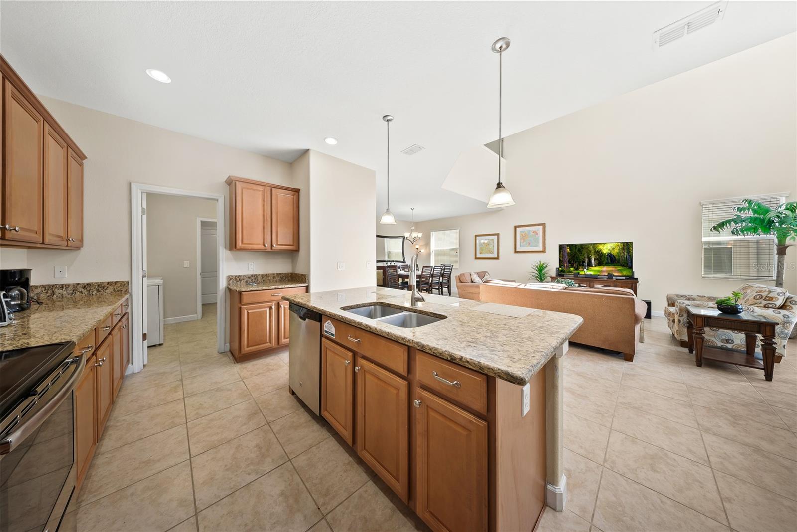 8960 Bismarck Palm Rd Property Photo 21