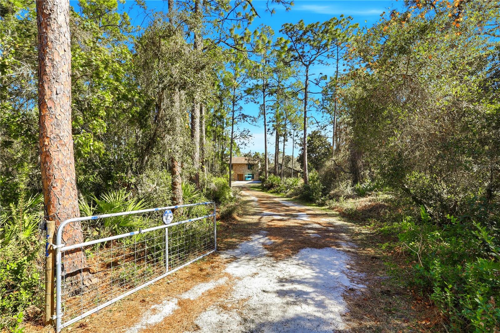 1775 Sundance Dr Property Photo 2