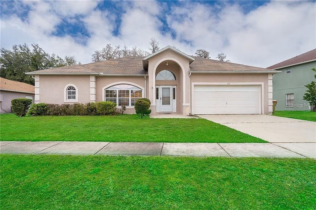 519 PINEHURST CV