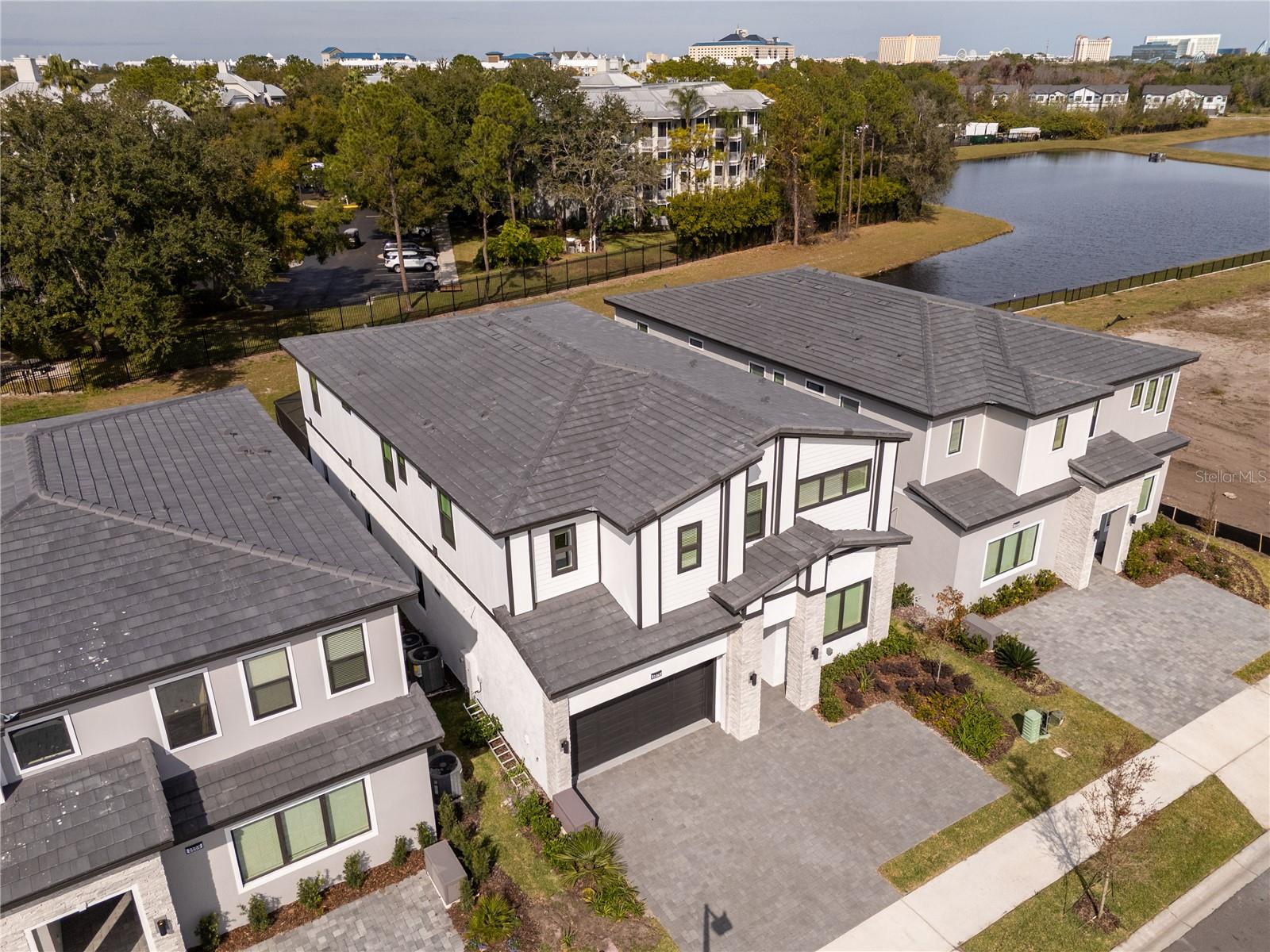 5674 High Seas Dr Property Photo 3