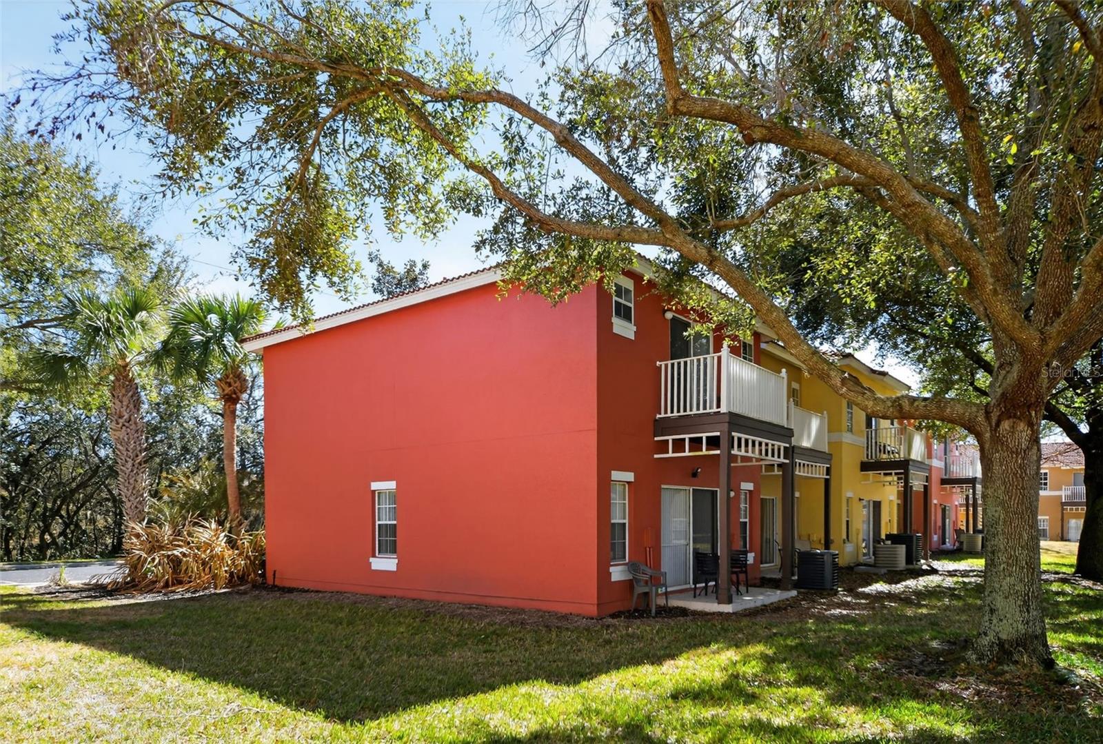 8538 Crystal Cove Loop Property Photo 4