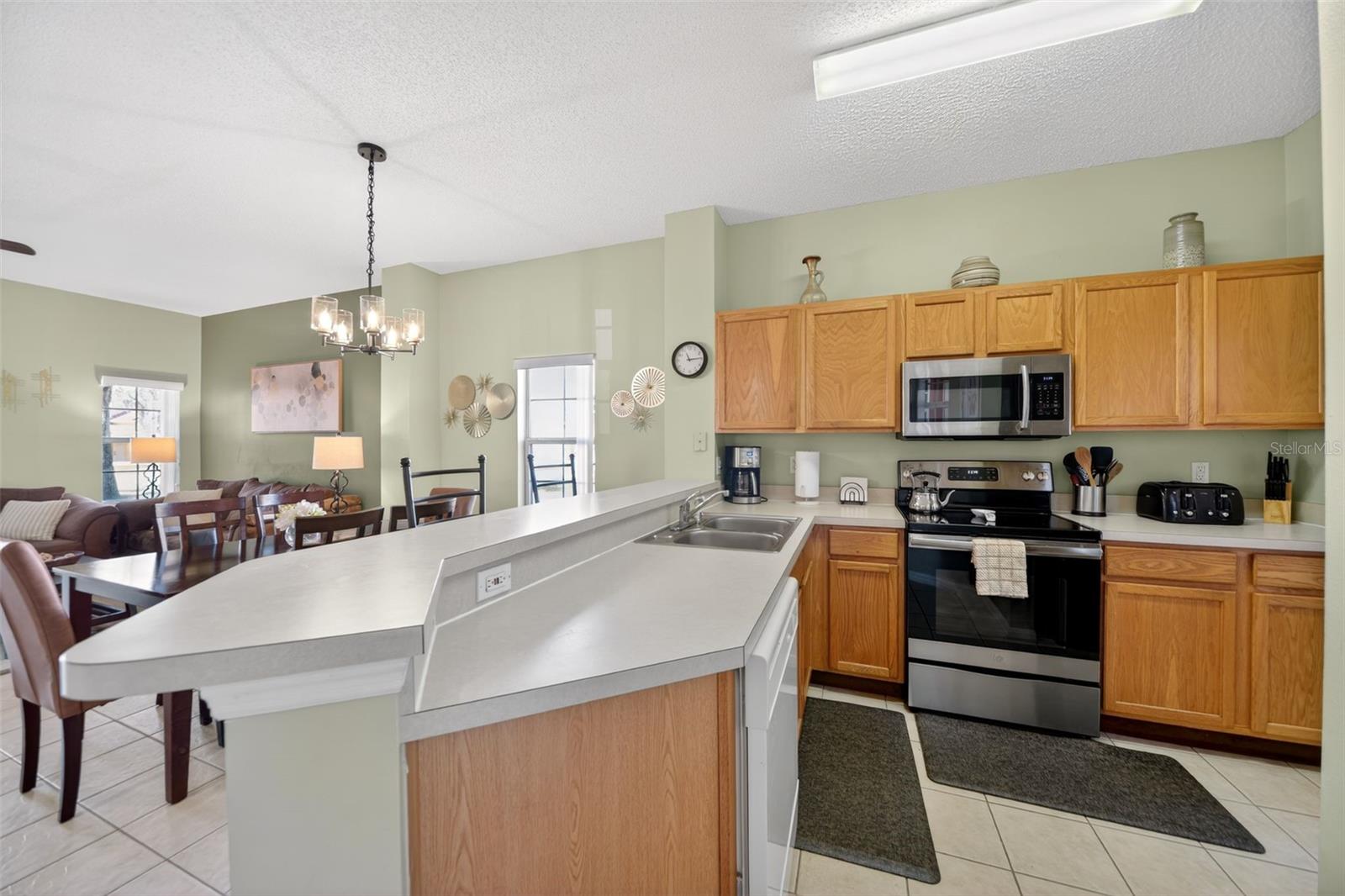 8538 Crystal Cove Loop Property Photo 12