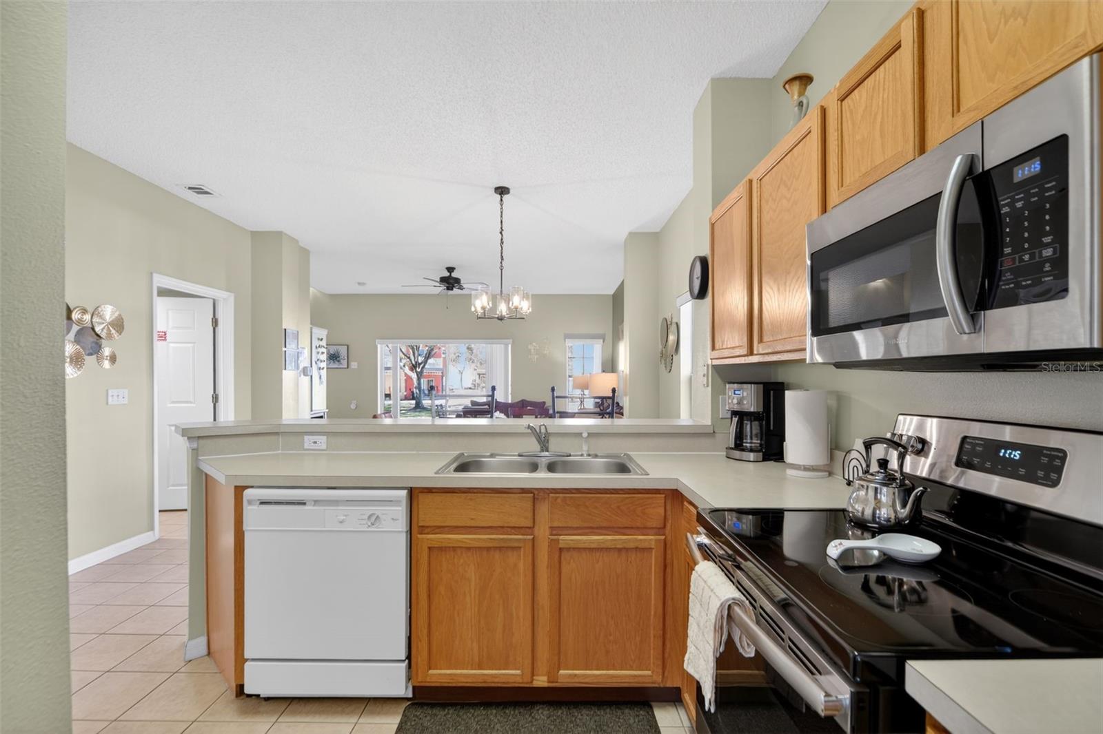 8538 Crystal Cove Loop Property Photo 13