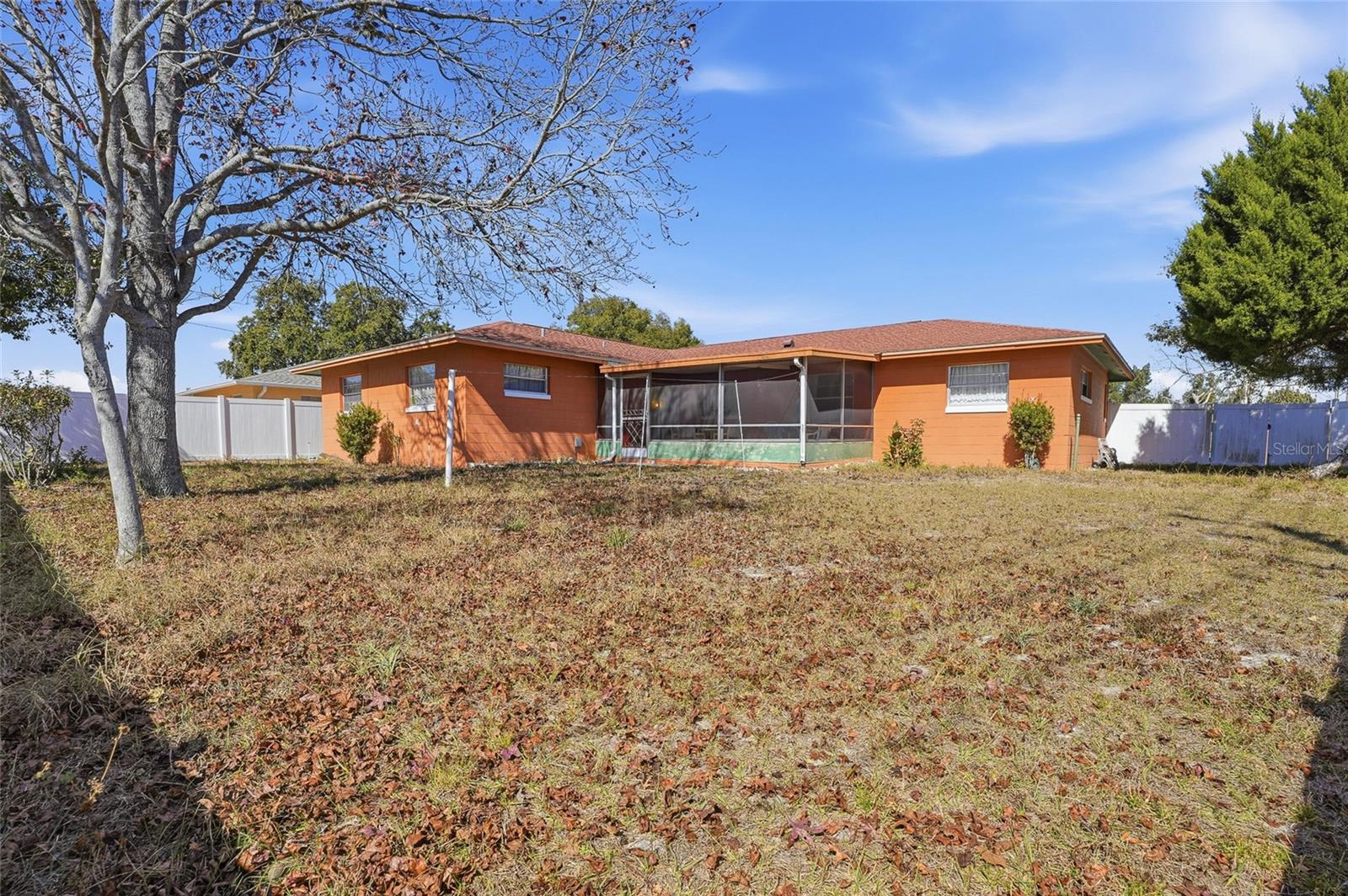 7002 Crestlake Dr Property Photo 39