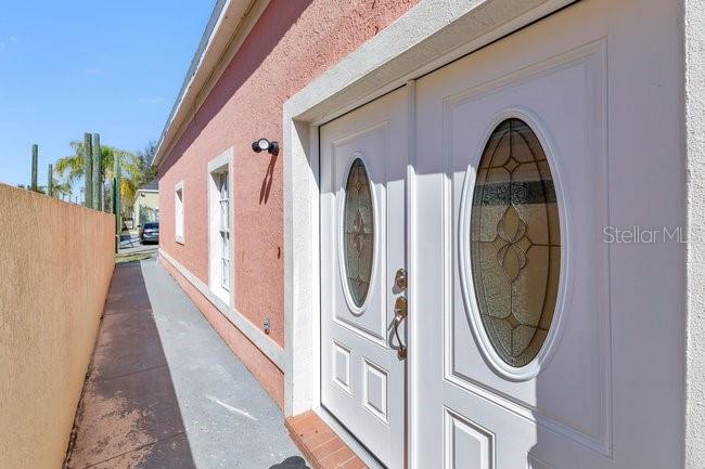 1057 Universal Rest Pl Property Photo 1