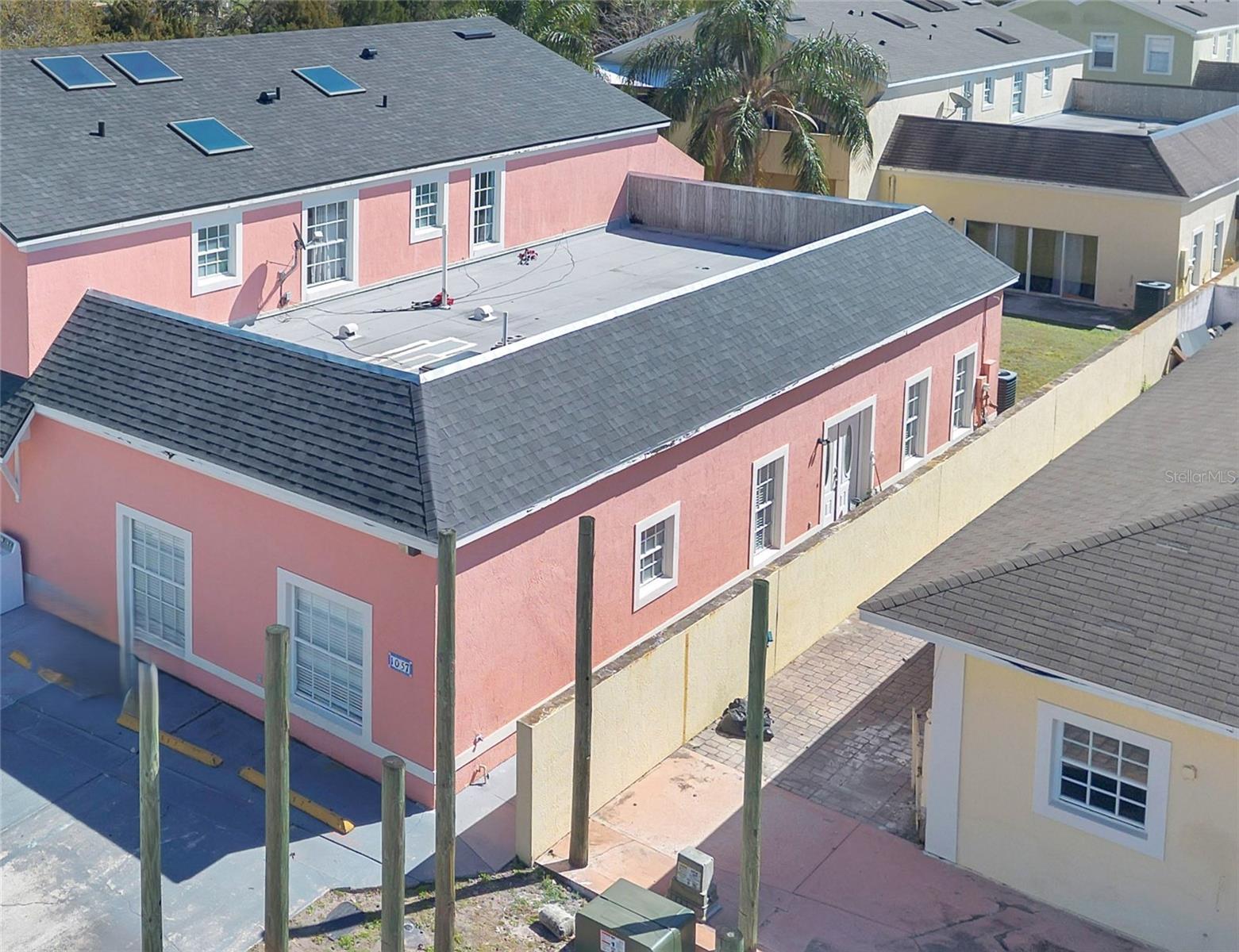 1057 Universal Rest Pl Property Photo 5