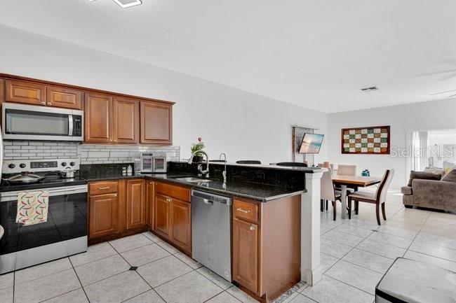 1057 Universal Rest Pl Property Photo 15
