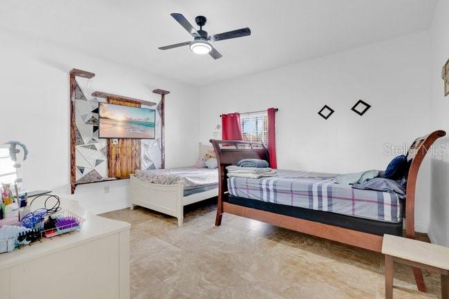 1057 Universal Rest Pl Property Photo 16